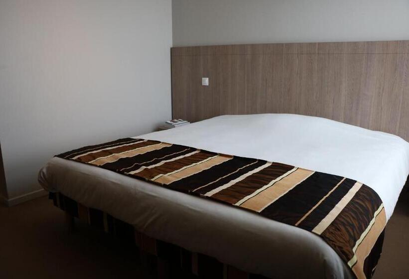 호텔 L Auberge Du Rhone