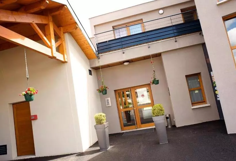 Hotelli L Auberge Du Rhone