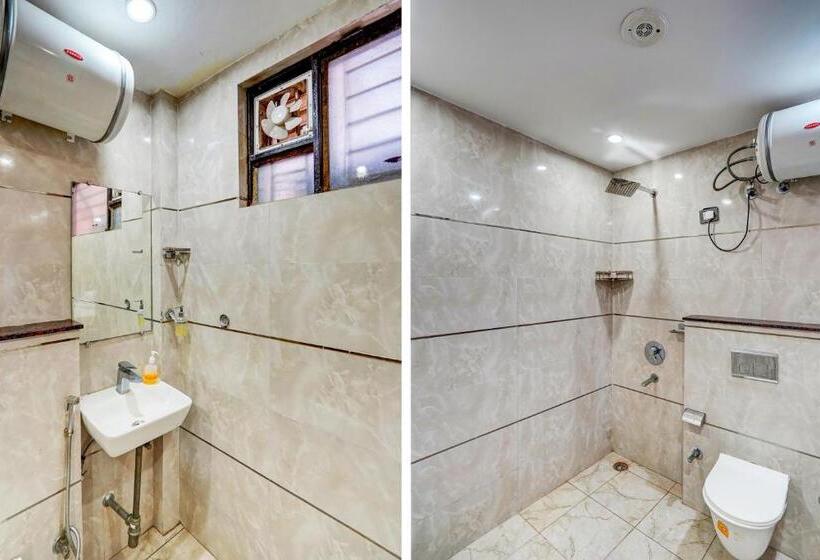 בית מלון כפרי Oyo 82107 Golden Inn