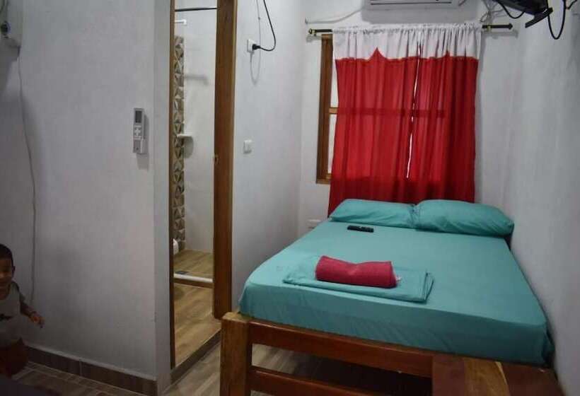 호텔 Shaddai Restaurante Y Hospedaje