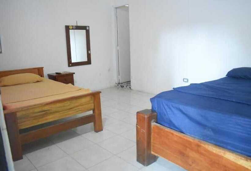 호텔 Shaddai Restaurante Y Hospedaje