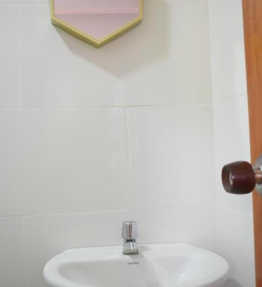 호텔 Shaddai Restaurante Y Hospedaje