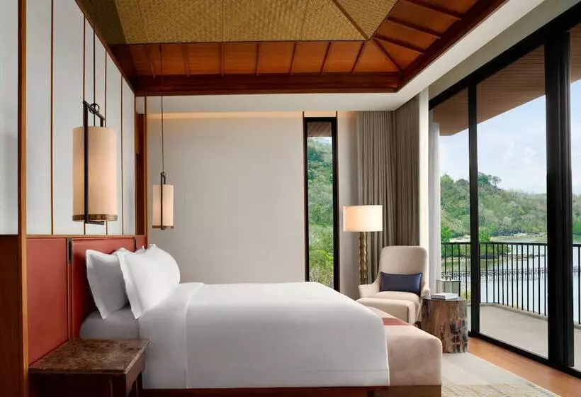 Hotelli Ta’aktana, A Luxury Collection Resort & Spa, Labuan Bajo