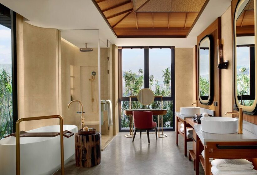 Hotel Ta’aktana, A Luxury Collection Resort & Spa, Labuan Bajo