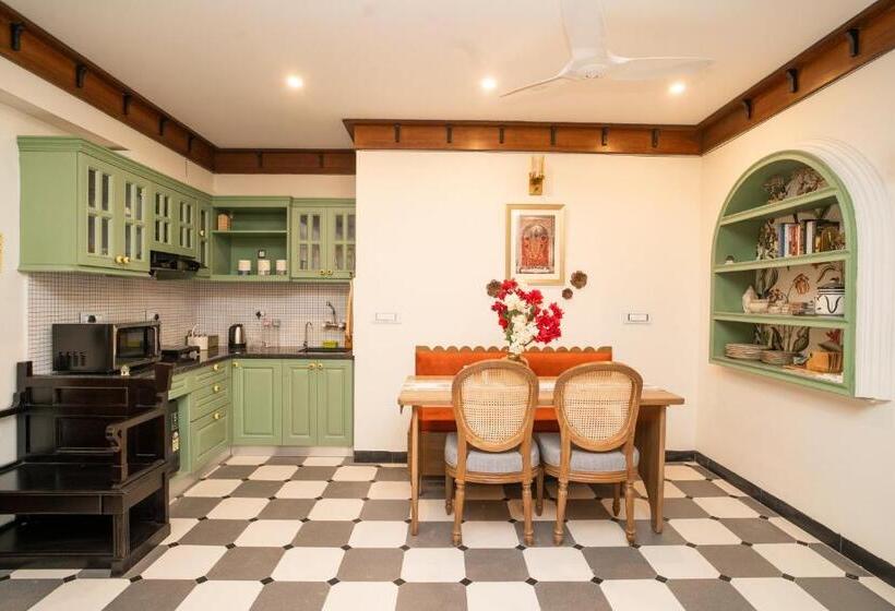 Luxury Aloha Apartments, Rishikesh