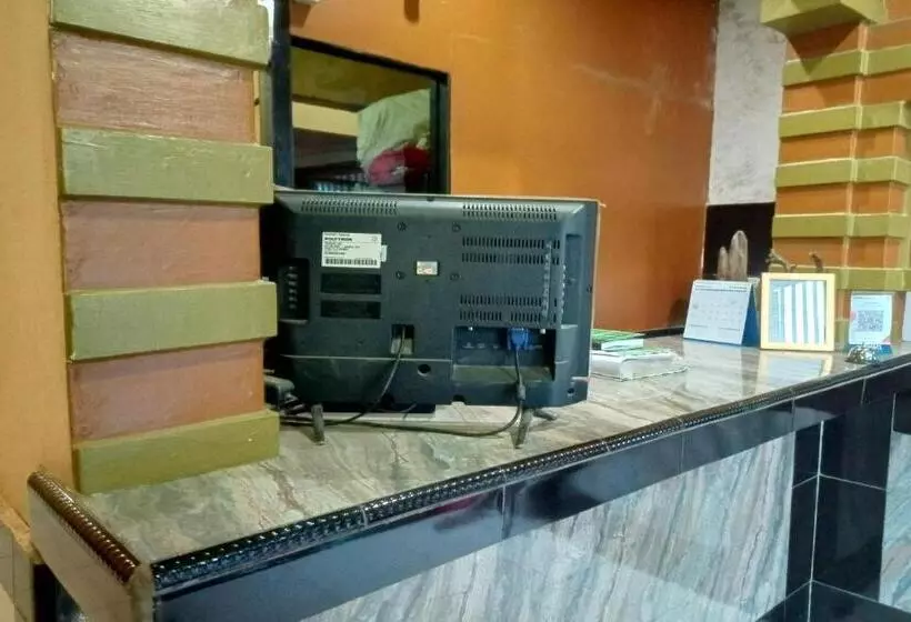 Oyo 93485 Hotel Kenzie Sentani