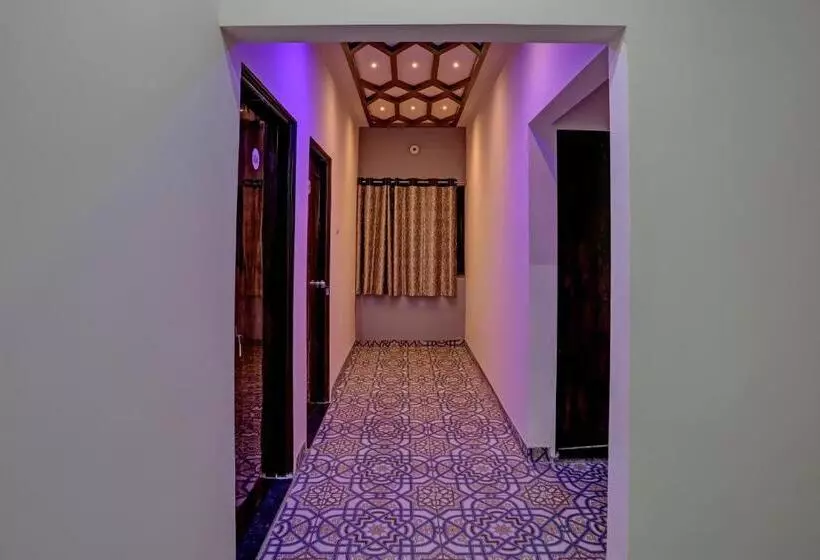 Oyo Hotel G L