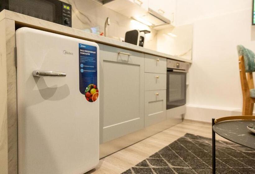 پانسیون Cozzy Loft Blloku Downtown