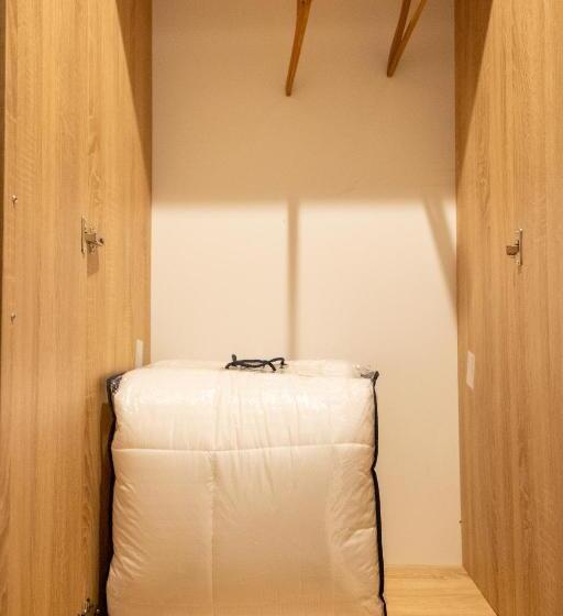 پانسیون Cozzy Loft Blloku Downtown