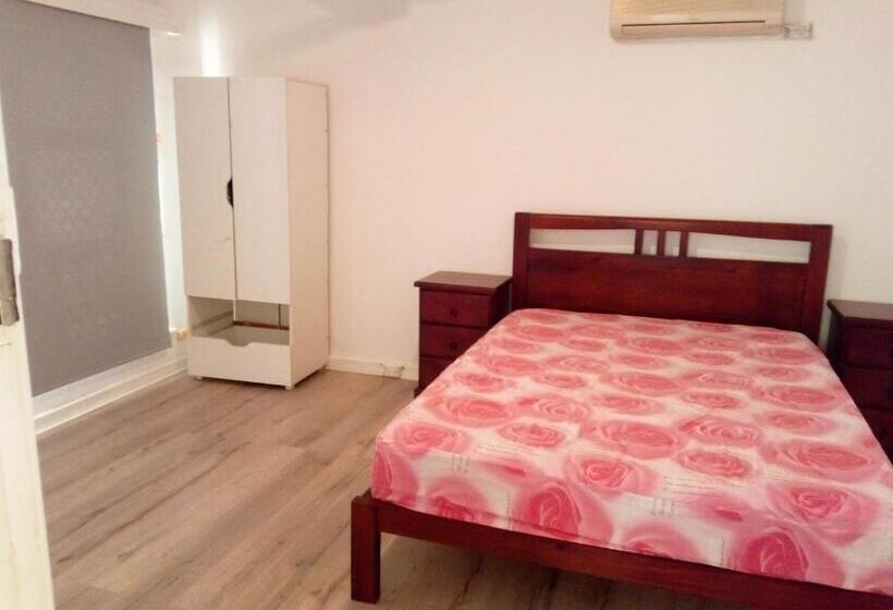 ペンション Homestay Upon Kenwick Station