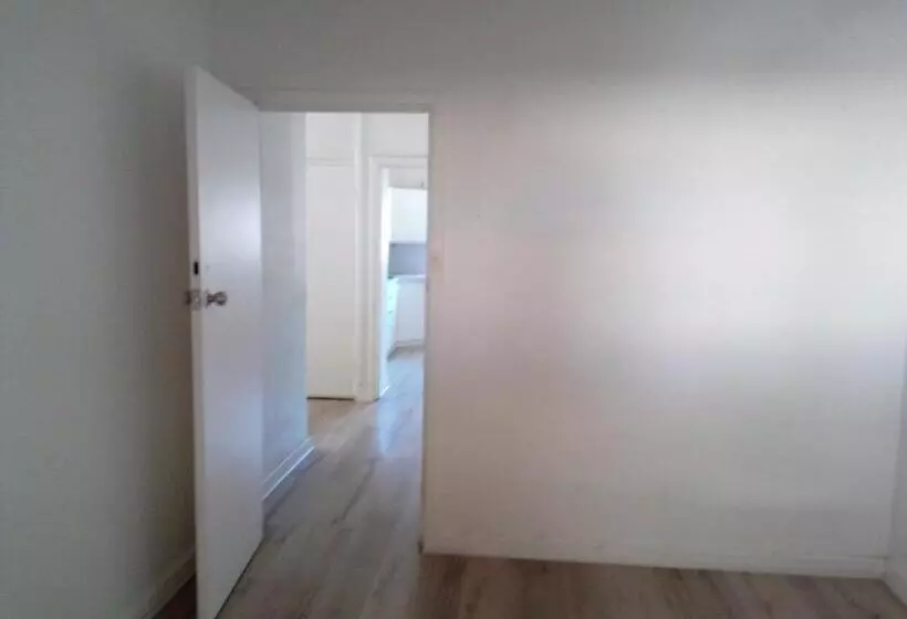 ペンション Homestay Upon Kenwick Station