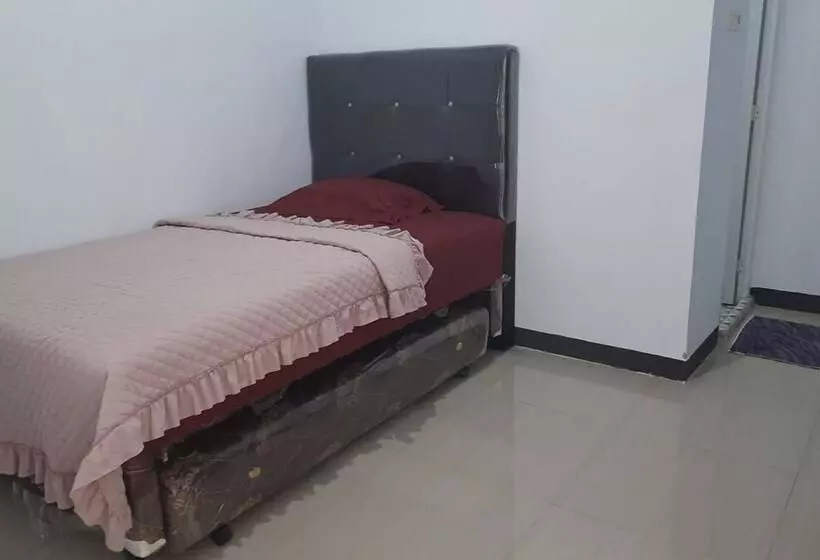 پانسیون Pondokan Guest House Rinjani Syariah