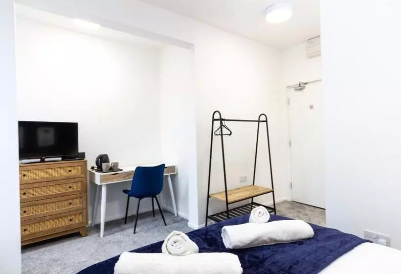 پانسیون Suite 4   Trendy Spot In Oldham City Centre
