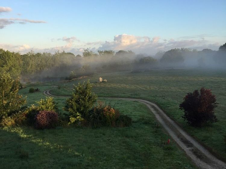 ベッドアンドブレックファースト Le Chateau De Claids