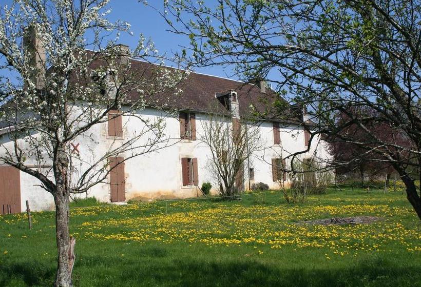 مبيت وإفطار La Bastide De Courcelles