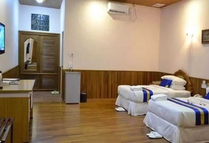 Famous Hotel Bago