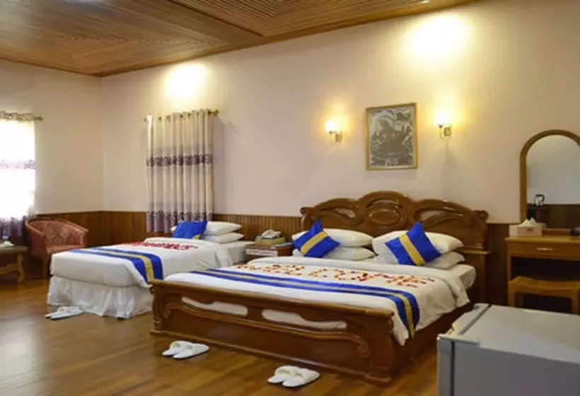 Famous Hotel Bago
