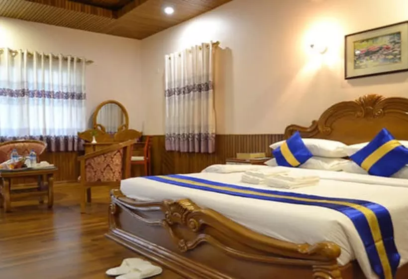 Famous Hotel Bago
