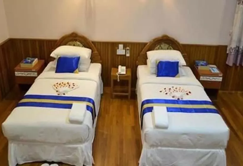 Famous Hotel Bago