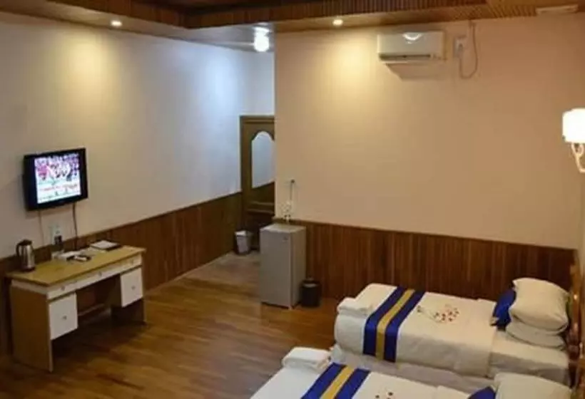 Famous Hotel Bago