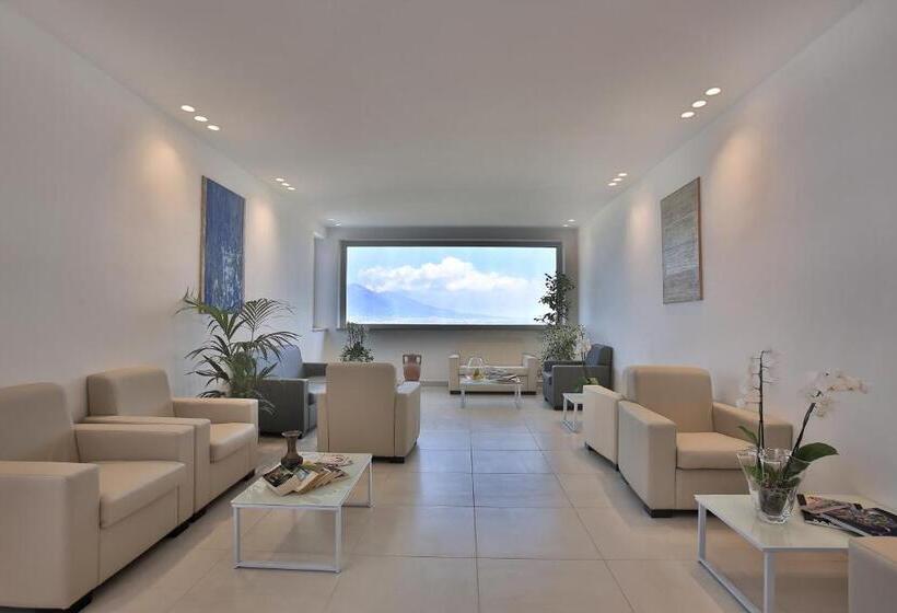 مسافرخانه Relais Manfredi