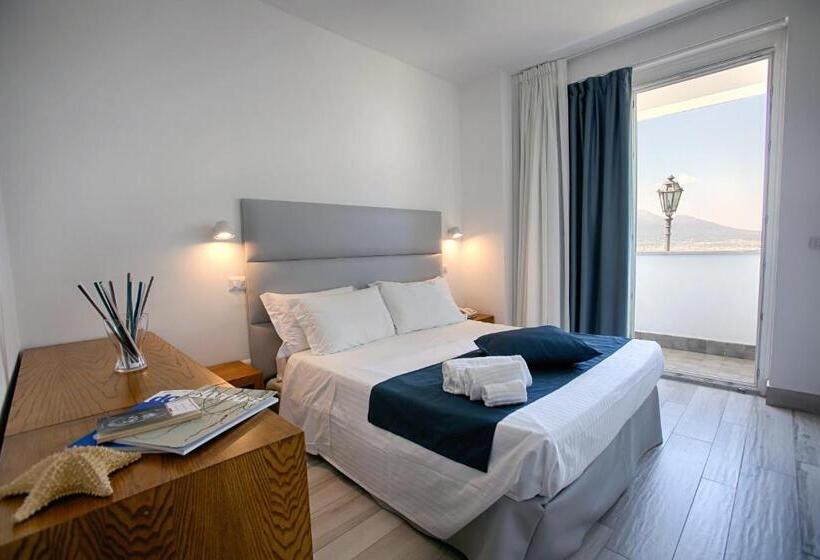 مسافرخانه Relais Manfredi