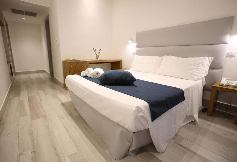 مسافرخانه Relais Manfredi