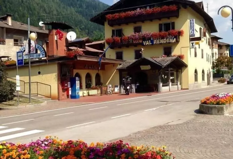 Hotelli Albergo Moleta