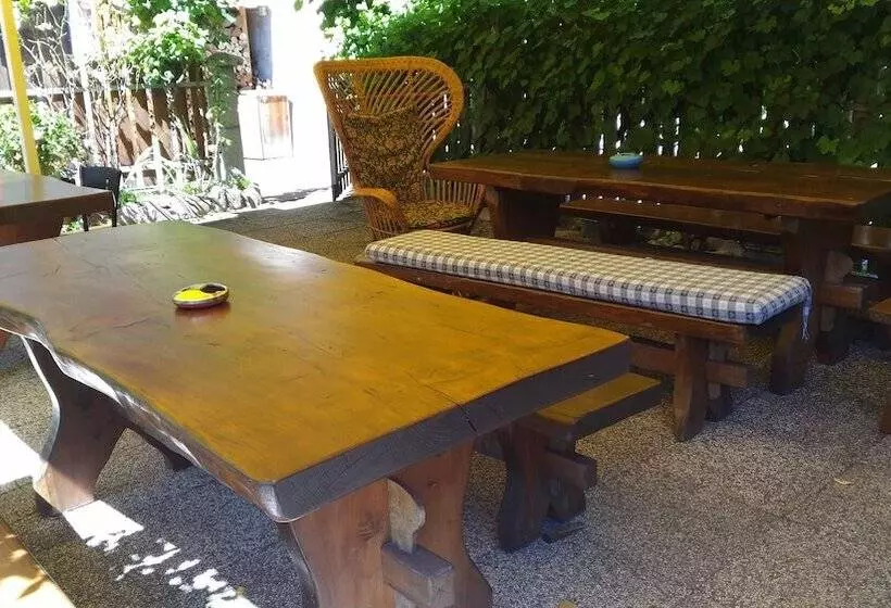 Hotelli Albergo Moleta