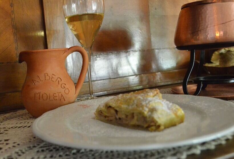 호텔 Albergo Moleta