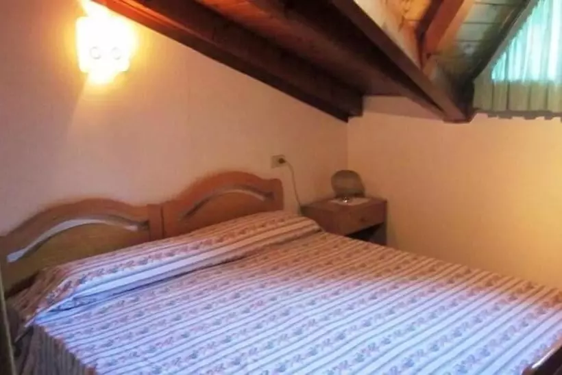 Hotelli Albergo Moleta