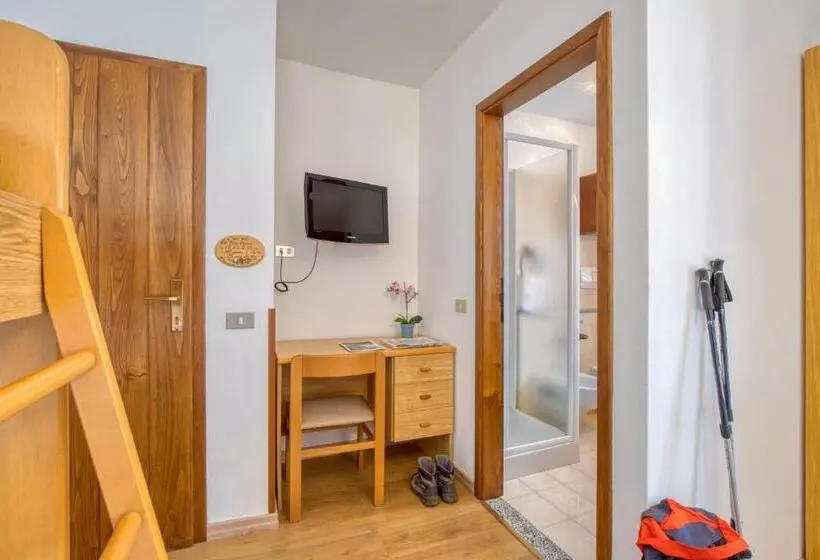 Hotelli Albergo Moleta