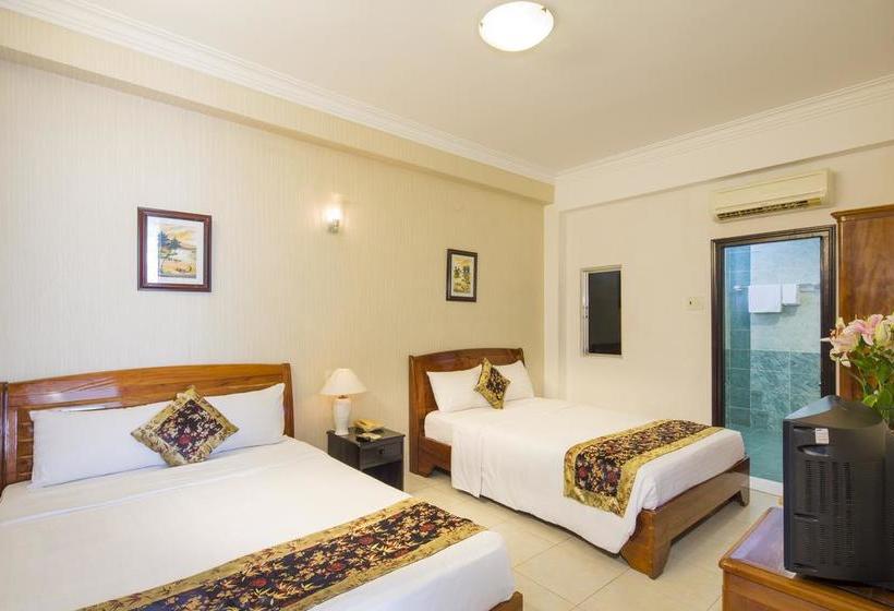 هتل Brandi Nha Trang