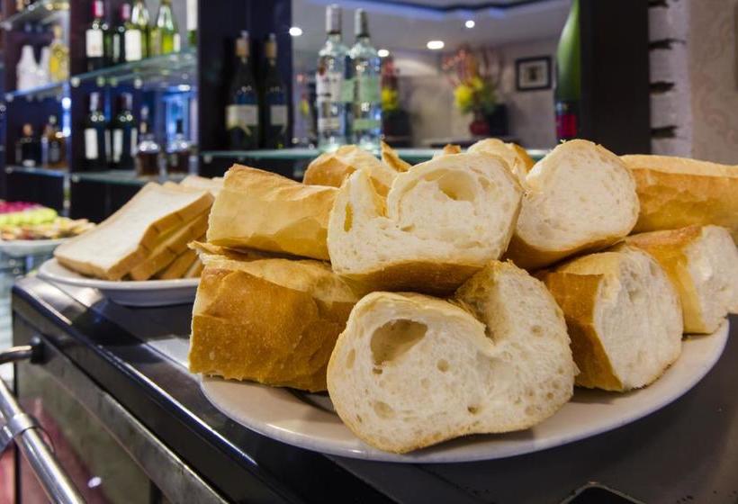 هتل Brandi Nha Trang