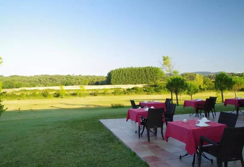 Hotelli Hôtel La Bastide D Iris