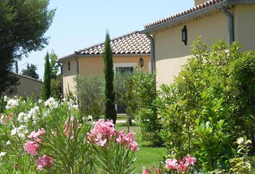 Hotel Hôtel La Bastide D Iris