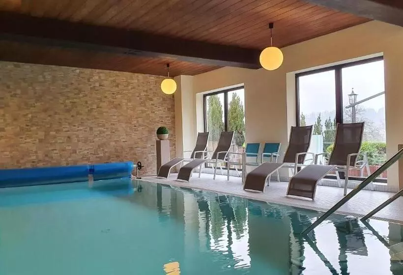 Hotelli Landhaus Oberaurach