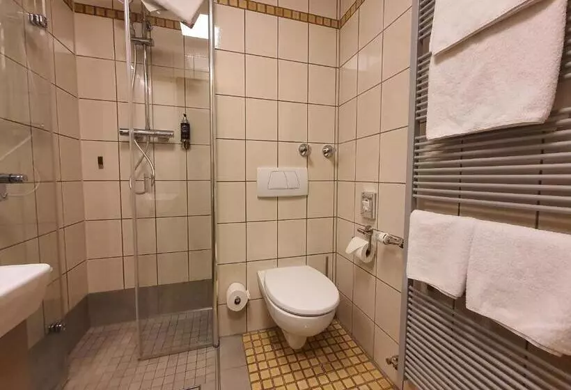 Hotelli Landhaus Oberaurach