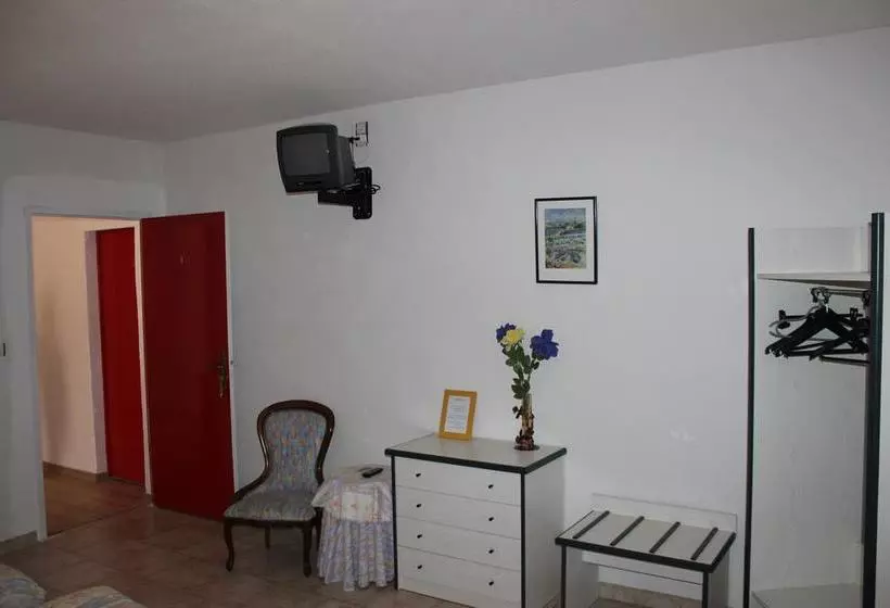 ホテル Restaurant La Camargue