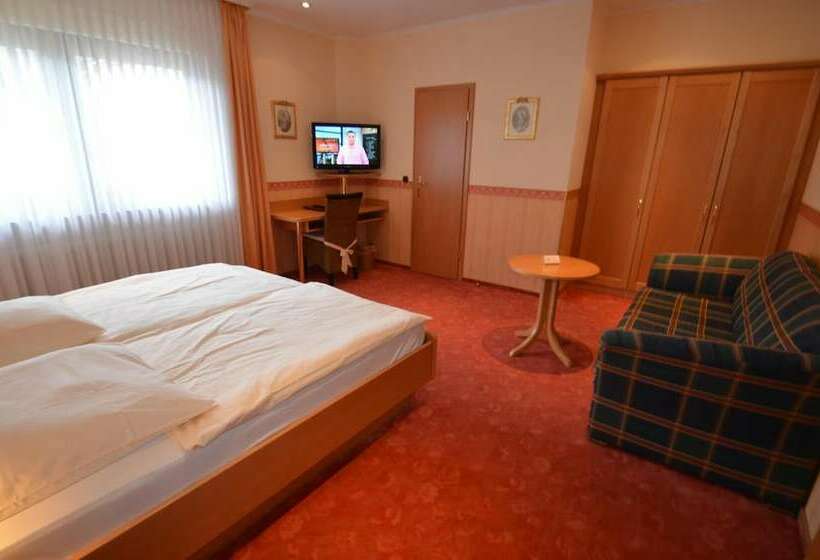 בית מלון כפרי Unter Den Linden