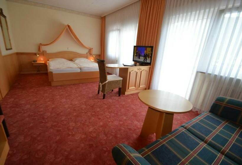 בית מלון כפרי Unter Den Linden