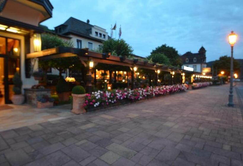 בית מלון כפרי Unter Den Linden