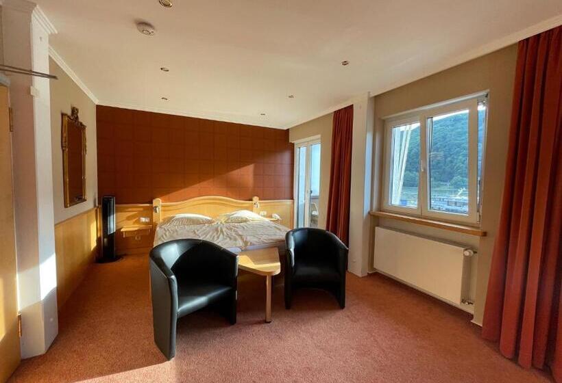 בית מלון כפרי Unter Den Linden