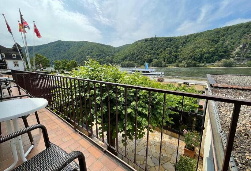 בית מלון כפרי Unter Den Linden