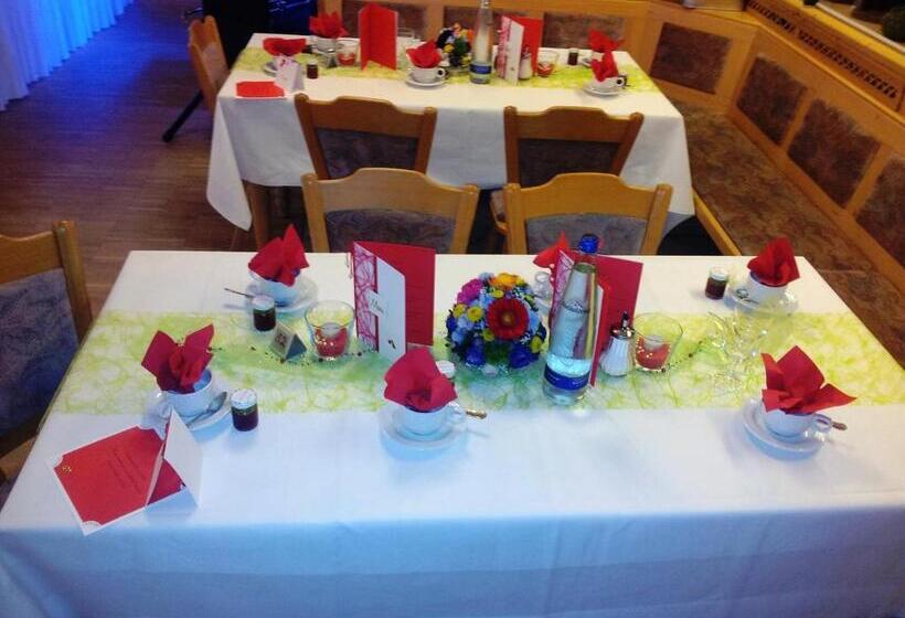 Land Gut Hotel Gasthof Waldschänke