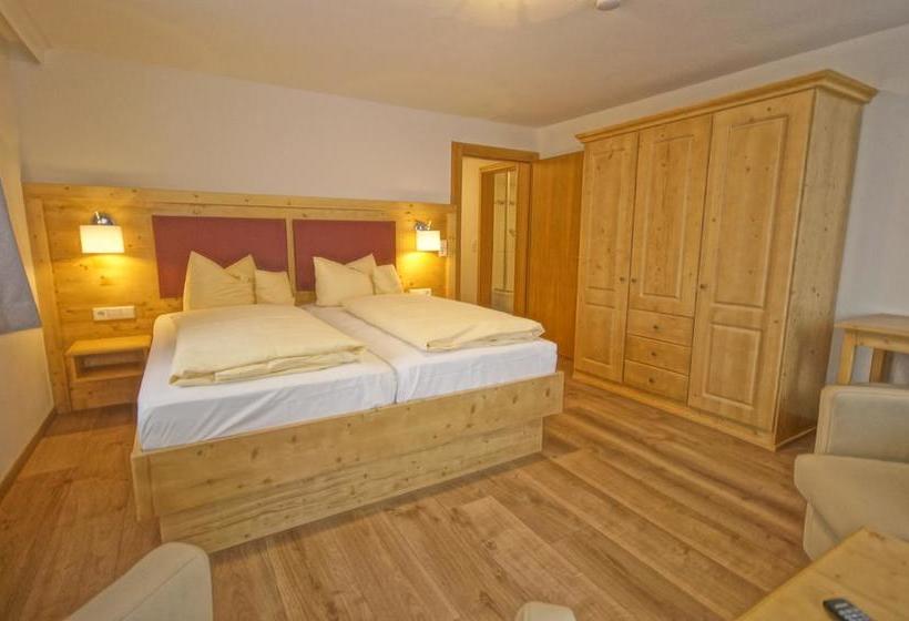 Landhotel Und Apartments Sonneck