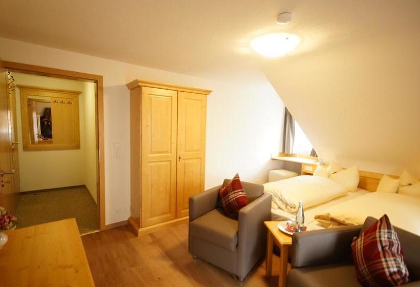 Landhotel Und Apartments Sonneck