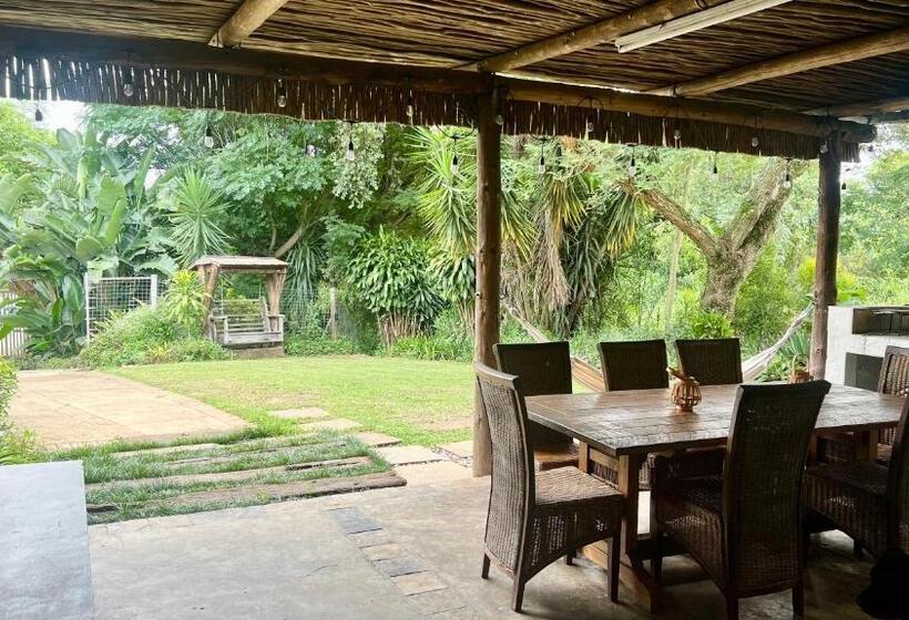 Loerieroep Estate   Mountainview Selfcatering Accommodation Nelspruit