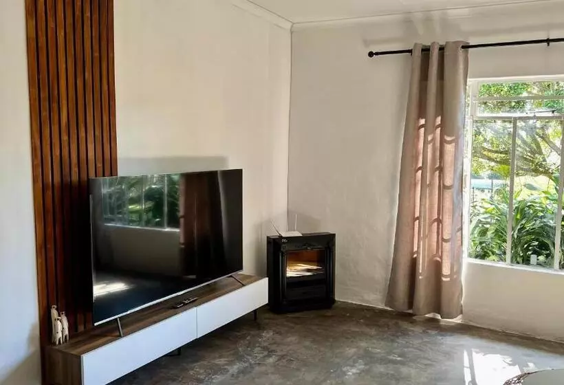 Loerieroep Estate Mountainview Selfcatering Accommodation Nelspruit