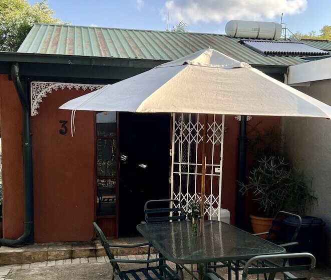 Loerieroep Estate   Mountainview Selfcatering Accommodation Nelspruit